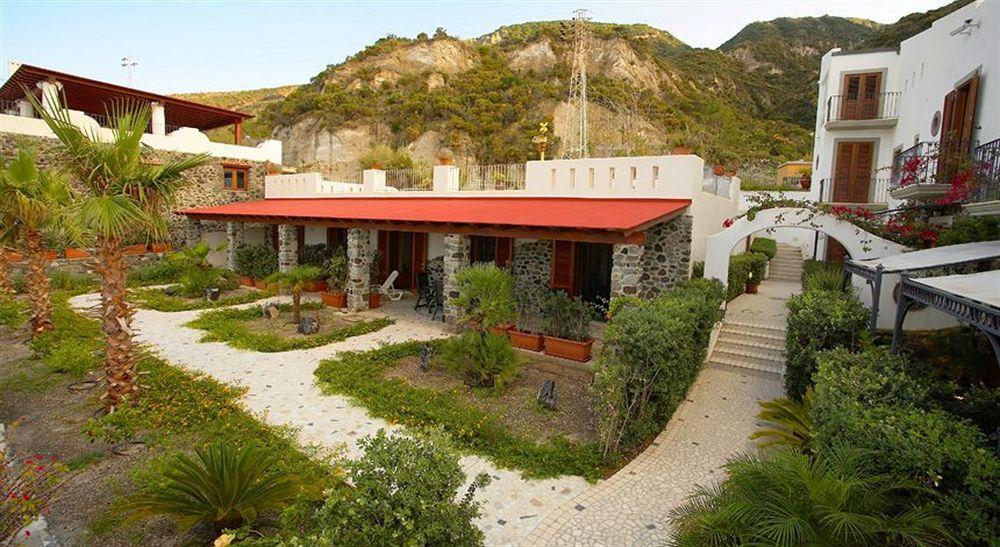 Hotel Residence Acquacalda Липари Екстериор снимка